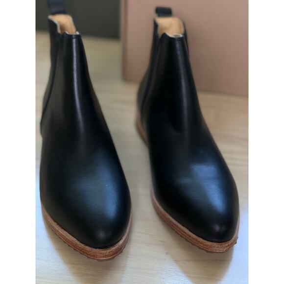 NIB Nisolo Eva Everyday Chelsea Boots in Black Leather Pointed Toe Size 8.5 - Picture 5 of 6